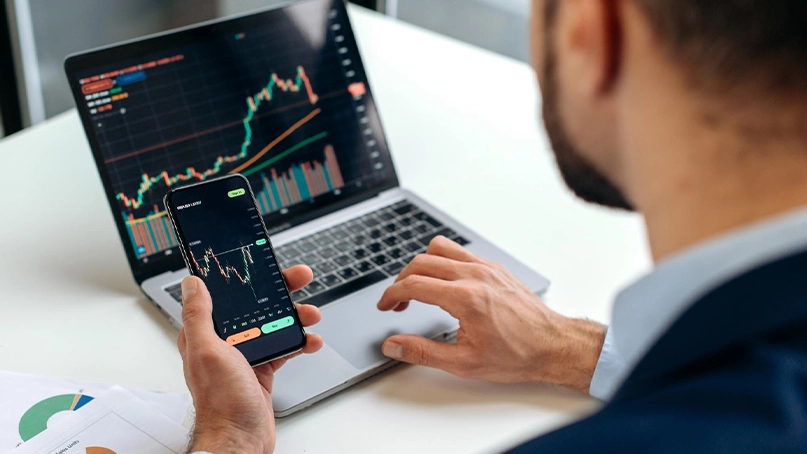 BTC +535 Elarion Piattaforma di Trading